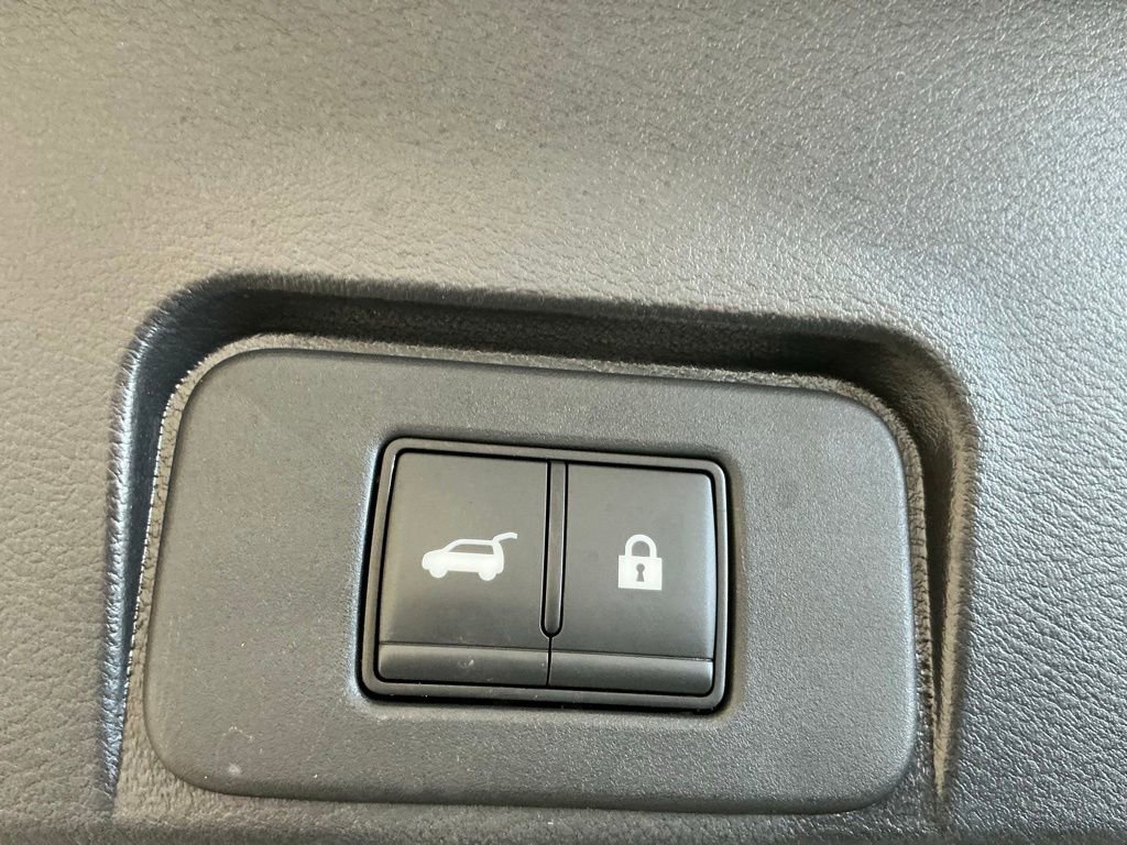 Used 2023 Nissan Rogue SV w/ SV Premium B Package FWD image 20