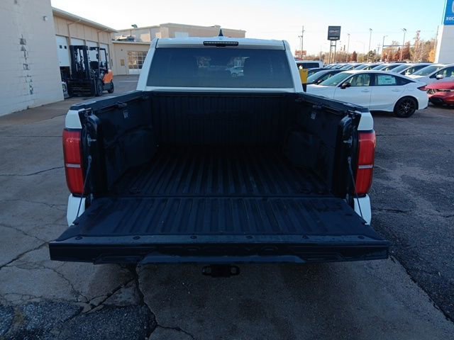 Used 2024 Toyota Tacoma 4x4 Double Cab image 31