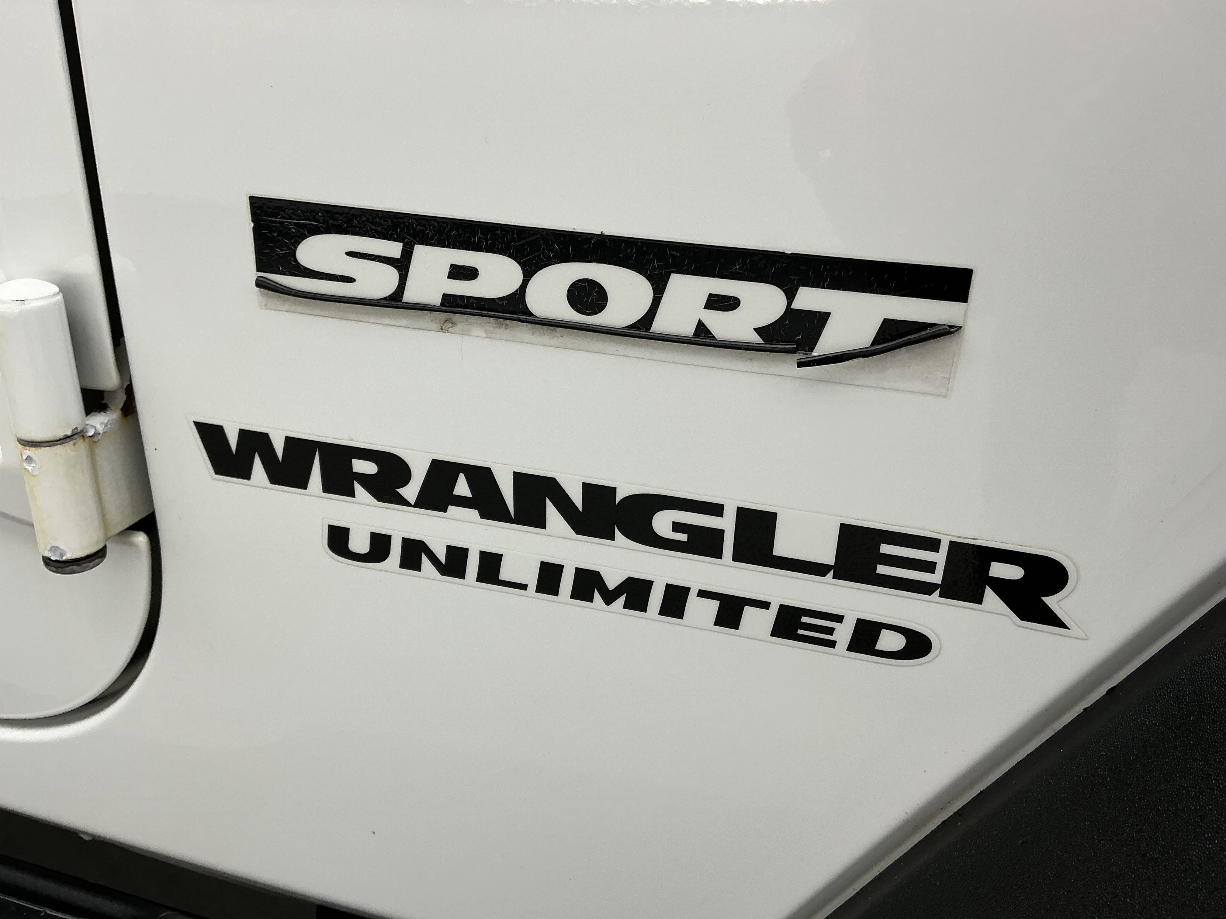 Used 2013 Jeep Wrangler Unlimited Sport image 25