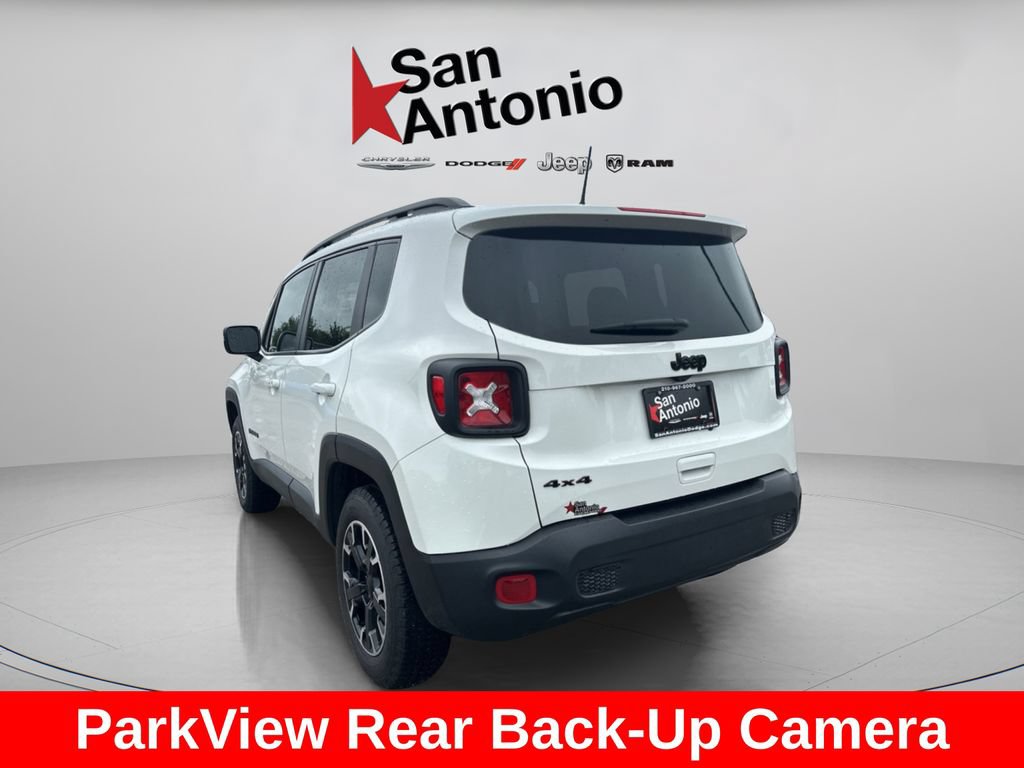 Certified 2023 Jeep Renegade Latitude AWD/4WD image 11