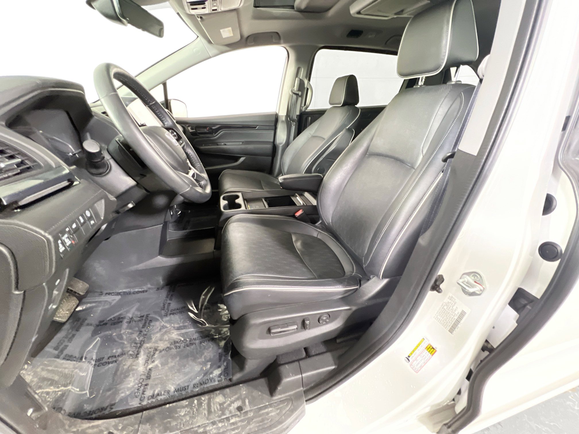 Used 2023 Honda Odyssey Elite image 21