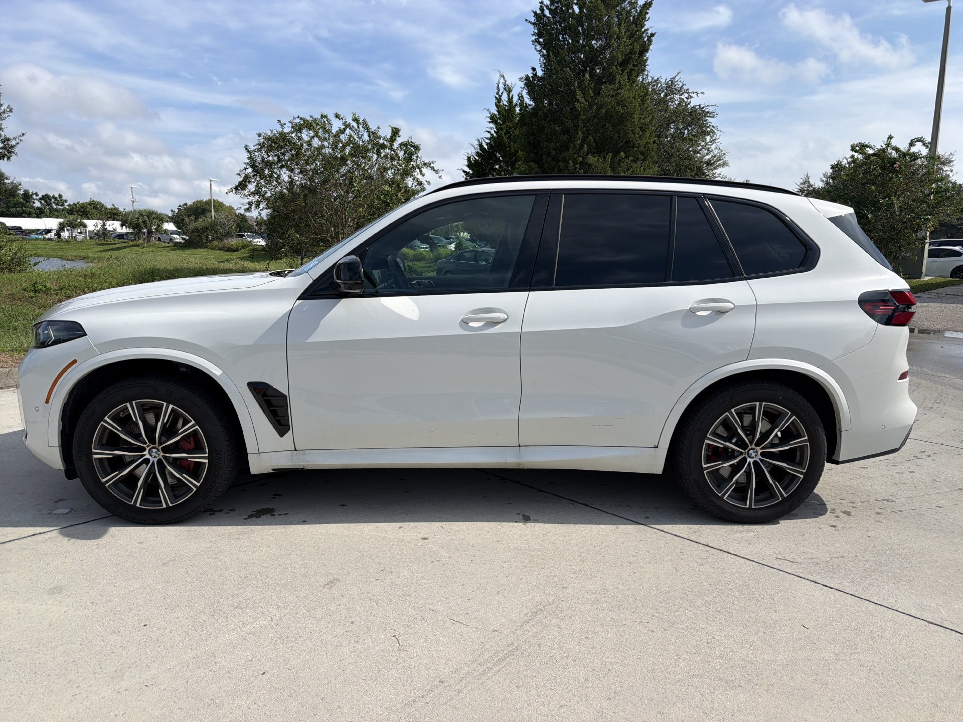 Certified 2026 BMW X5 M60i AWD/4WD image 7