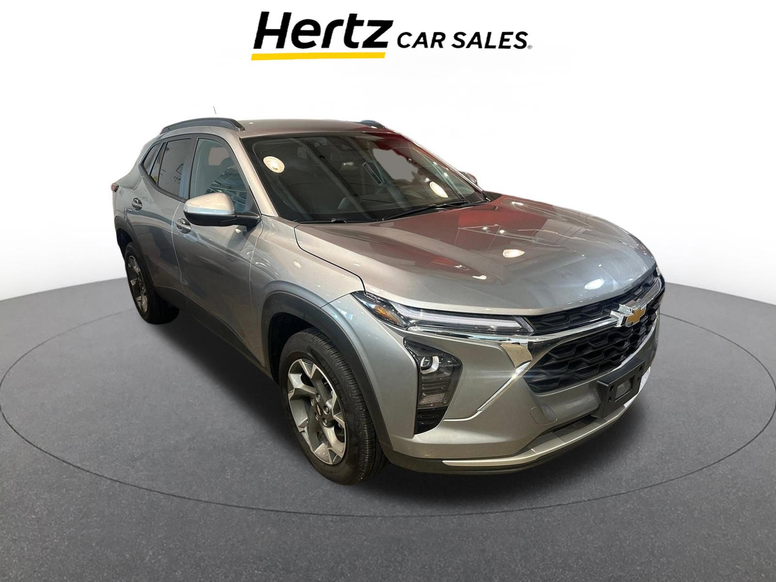 Used 2025 Chevrolet Trax LT image 1