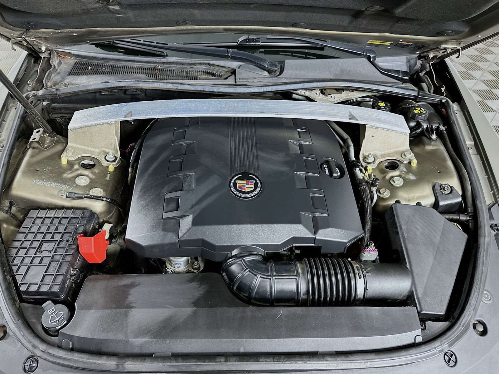 Used 2010 Cadillac CTS Luxury image 30