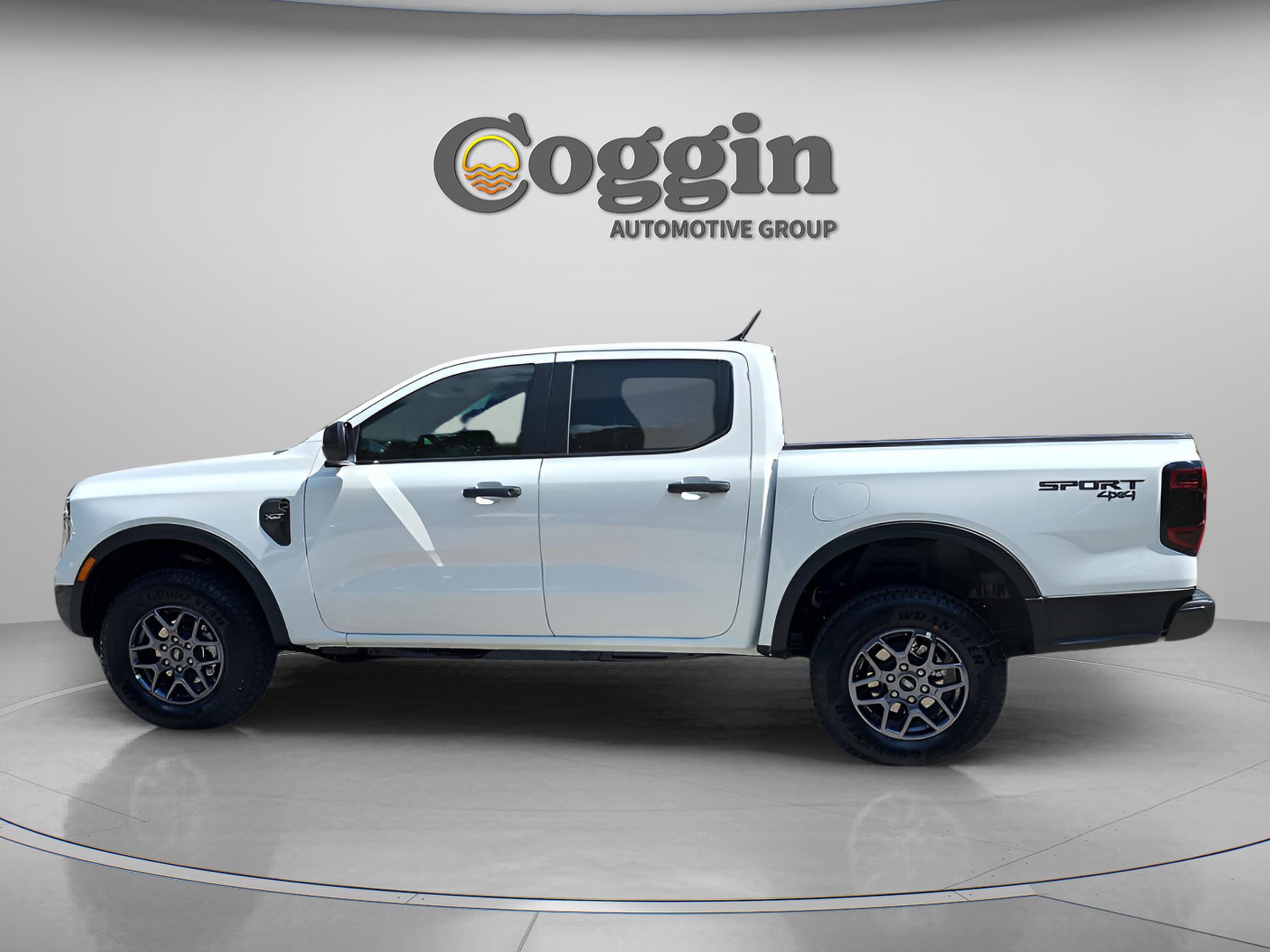 New 2025 Ford Ranger XLT w/ Equipment Group 301A High image 2