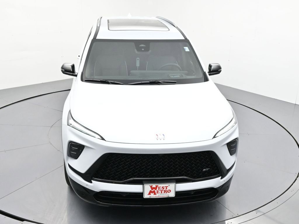 New 2026 Buick Enclave Sport Touring w/ Super Cruise Package image 4