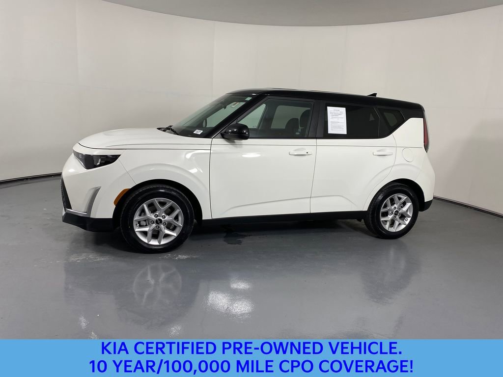 Certified 2023 Kia Soul S image 3