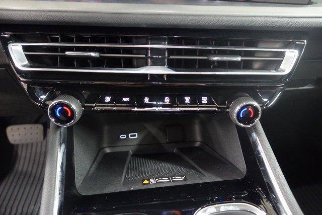 New 2026 Chevrolet Traverse LT w/ Midnight/Sport Edition image 16