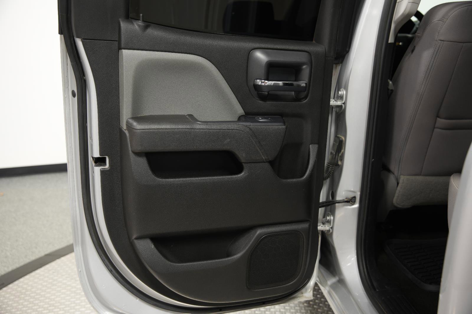 Used 2017 Chevrolet Silverado 1500 Custom w/ Custom Convenience Package image 16