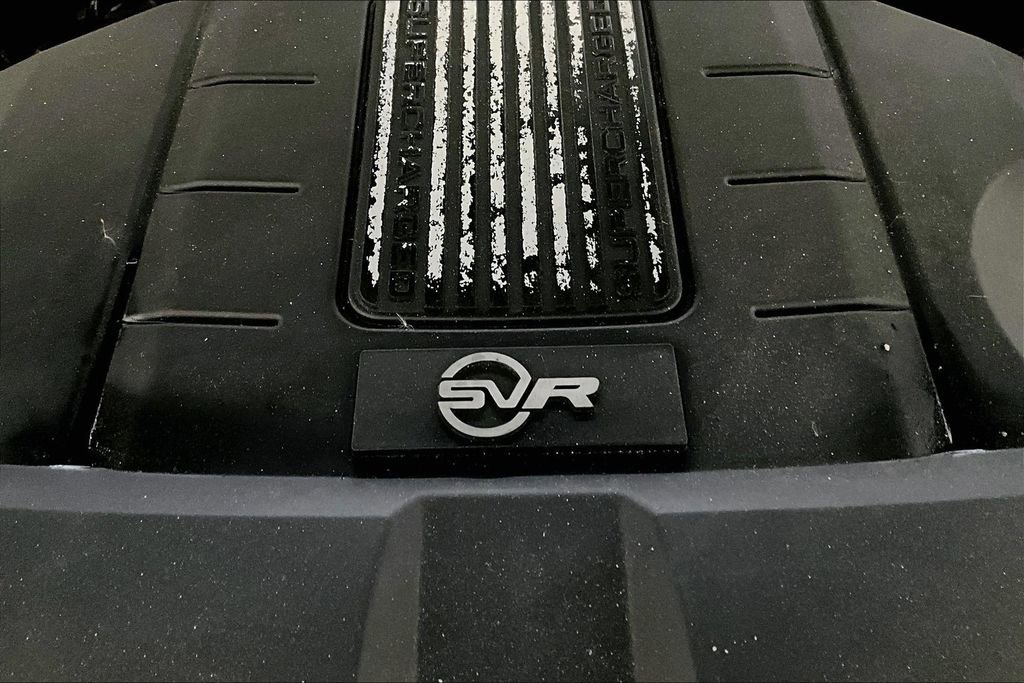 Used 2019 Land Rover Range Rover Sport SVR image 30