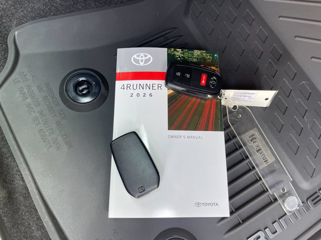 New 2026 Toyota 4Runner SR5 AWD/4WD image 9