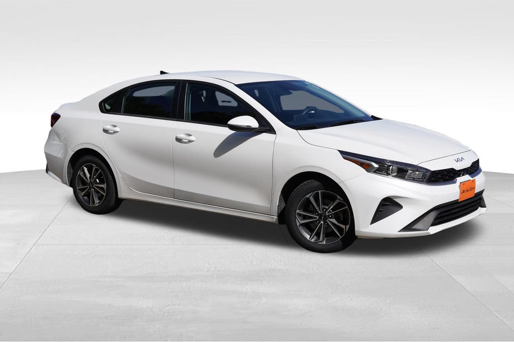 Certified 2024 Kia Forte LXS w/ LXS Technology Package FWD image 2