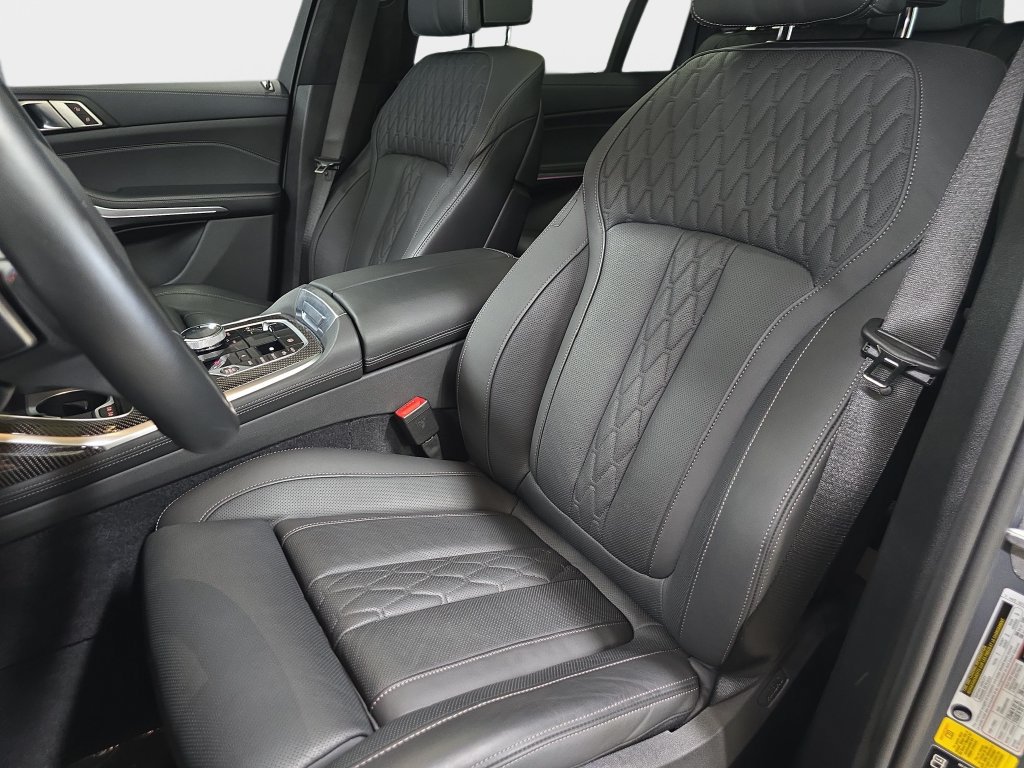 Certified 2024 BMW X7 M60i w/ Executive Package AWD/4WD image 17