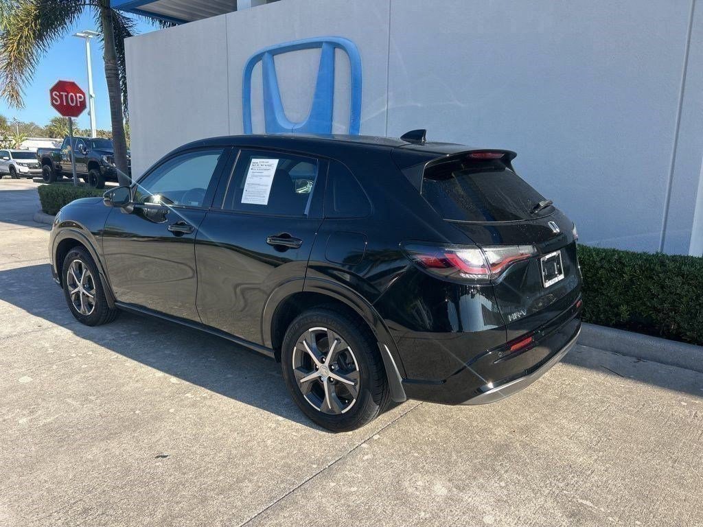Used 2023 Honda HR-V EX-L image 6