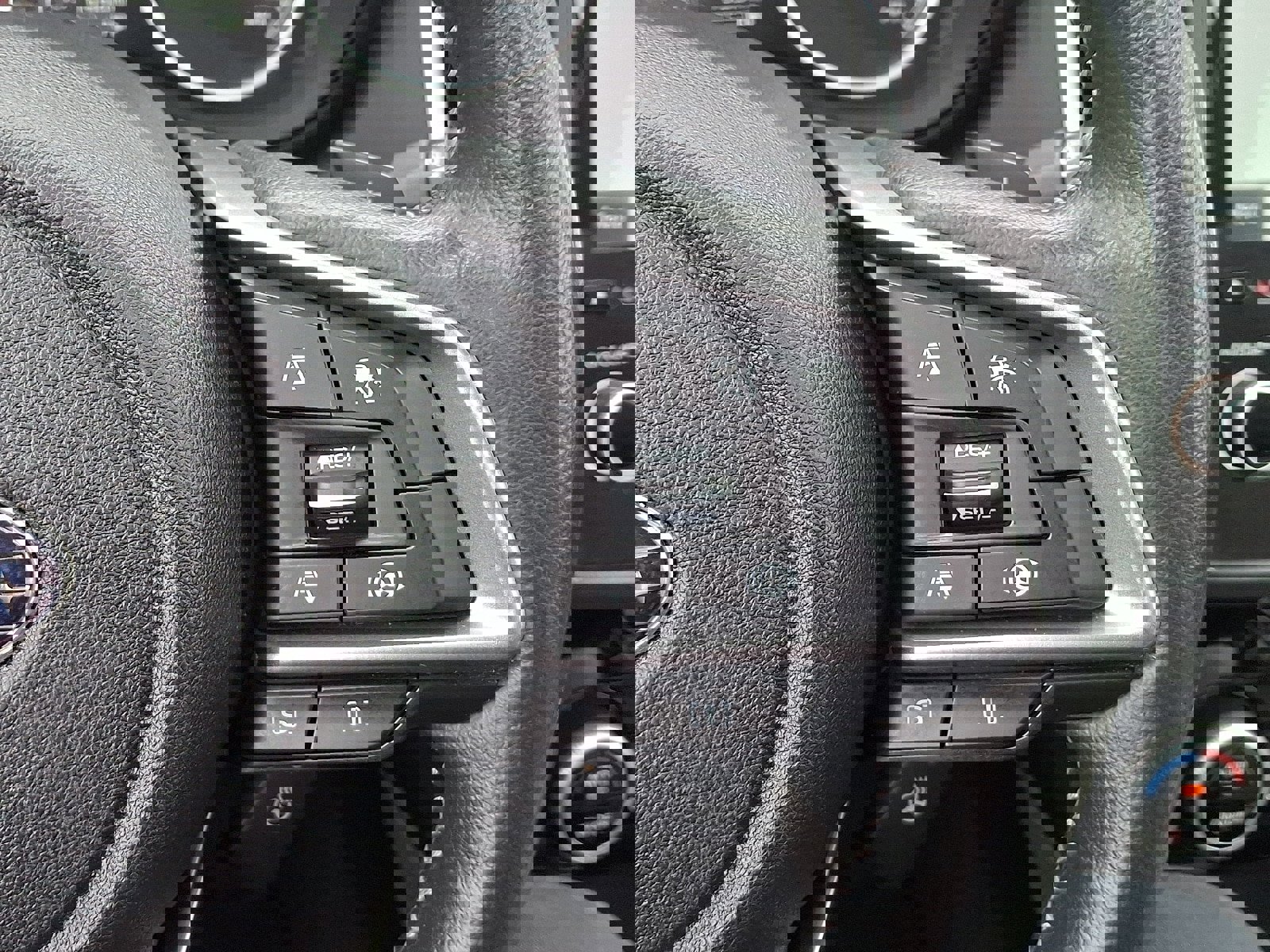 Used 2022 Subaru Forester Limited w/ Popular Package #3 image 23