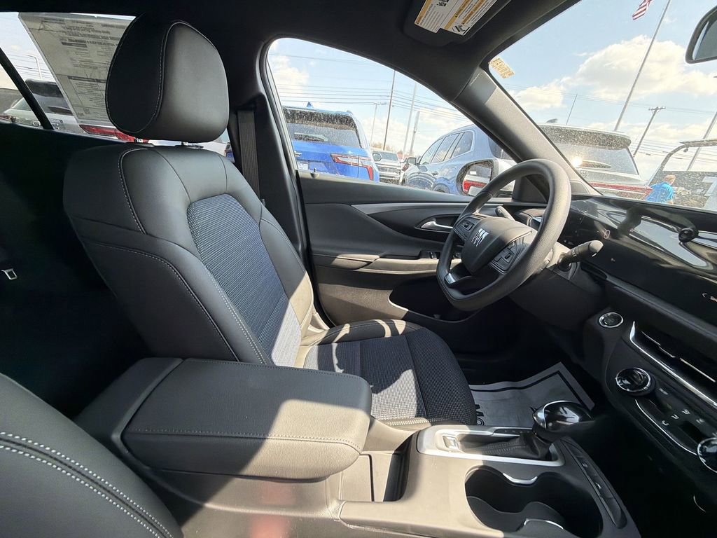 New 2026 Buick Envista Preferred image 15