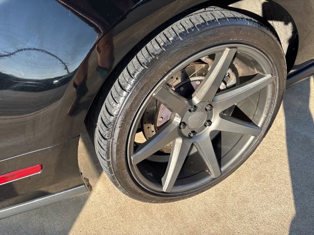 Used 2010 Ford Mustang GT image 15