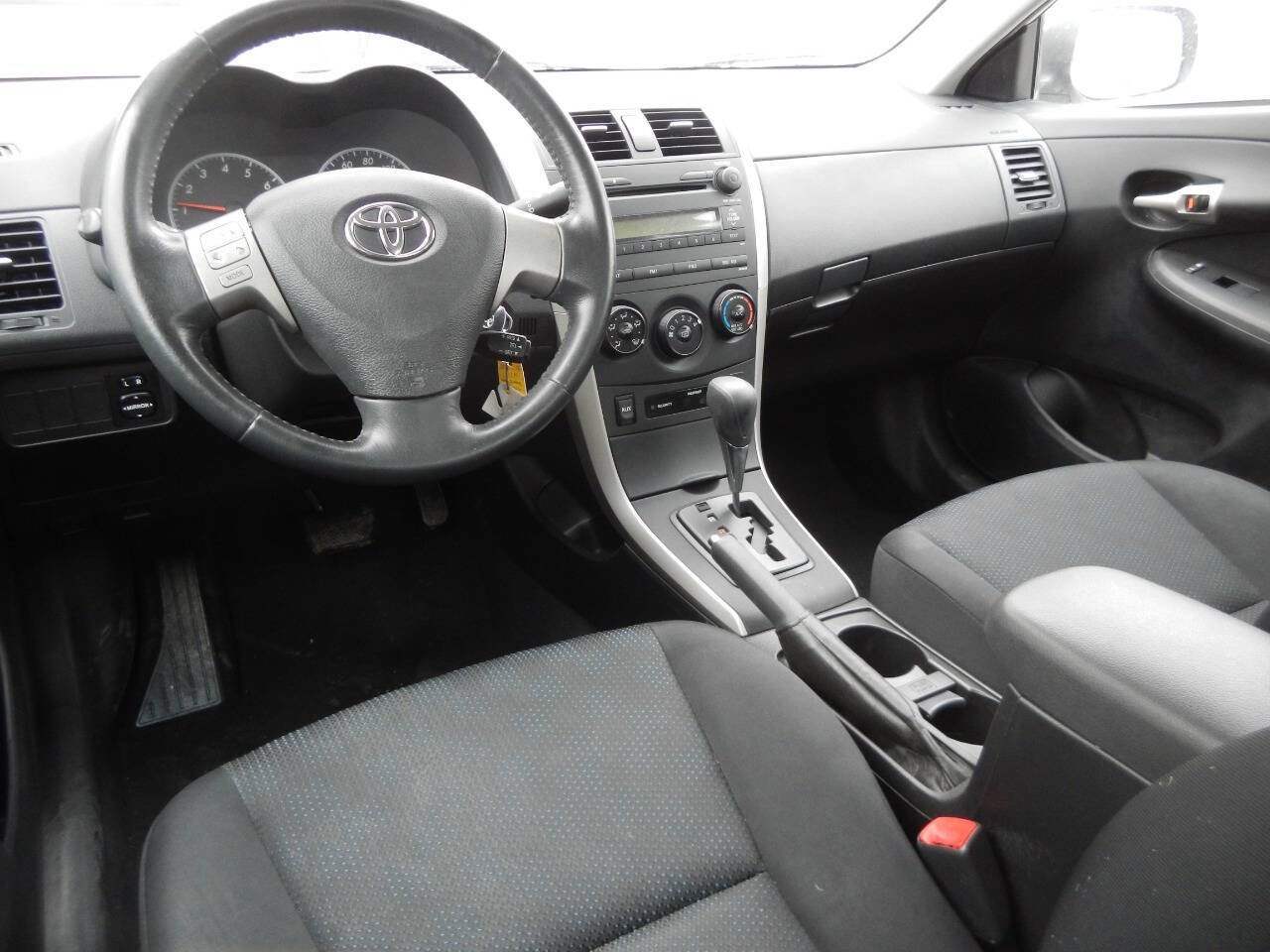 Used 2009 Toyota Corolla S FWD image 30