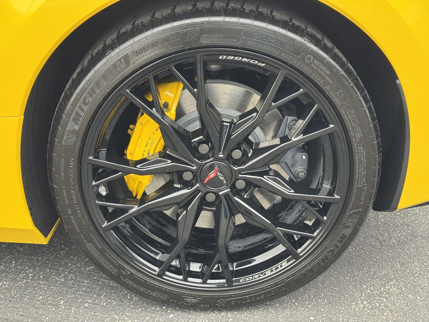 New 2026 Chevrolet Corvette Stingray Preferred Conv w/ Z51 Performance Package RWD image 14