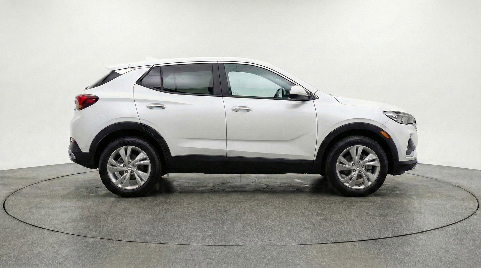 Used 2025 Buick Encore GX Preferred FWD image 11