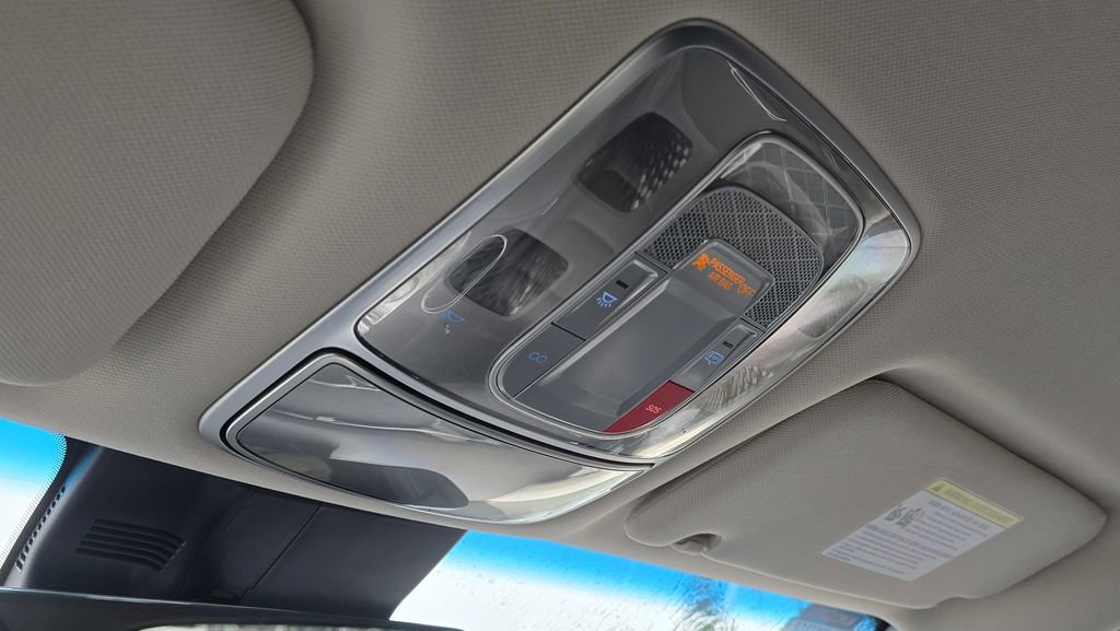 Used 2025 Genesis GV70 2.5T image 67