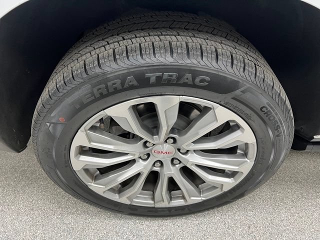 Used 2023 GMC Yukon Denali AWD/4WD image 15