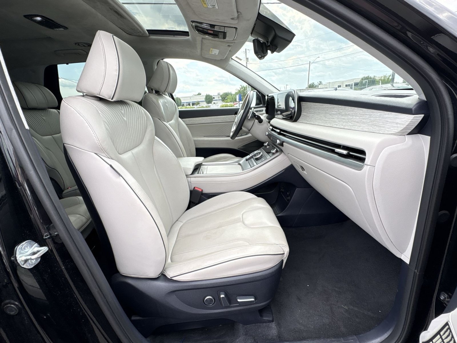 Certified 2025 Hyundai Palisade Calligraphy AWD/4WD image 28