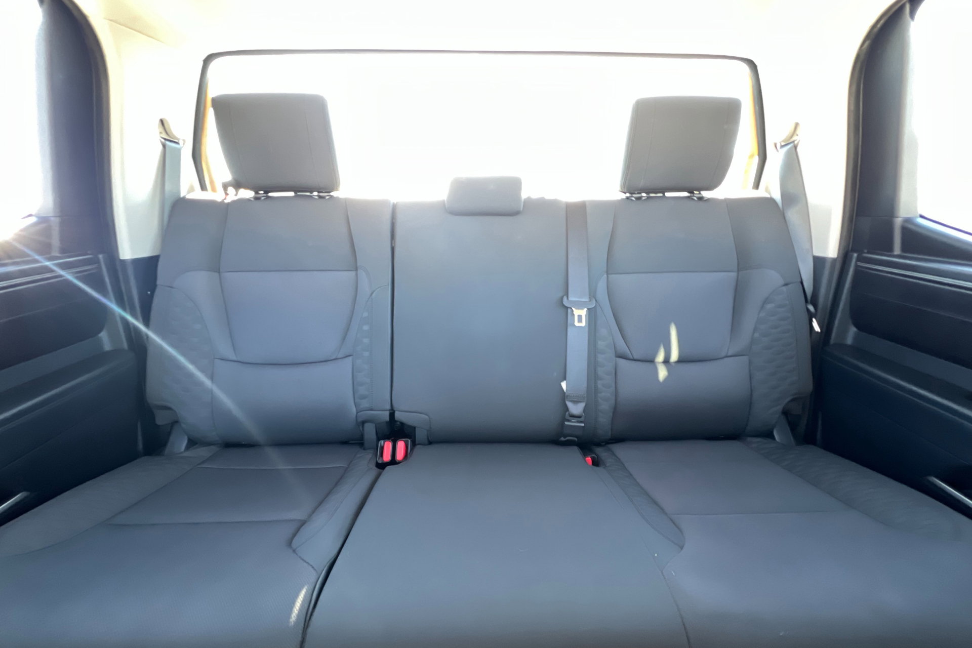 Used 2022 Toyota Tundra SR5 w/ SR5 Convenience Package image 27