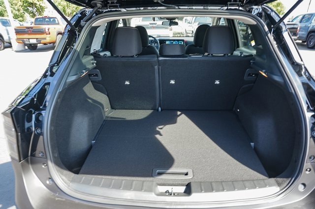 New 2026 Nissan Kicks SV image 27