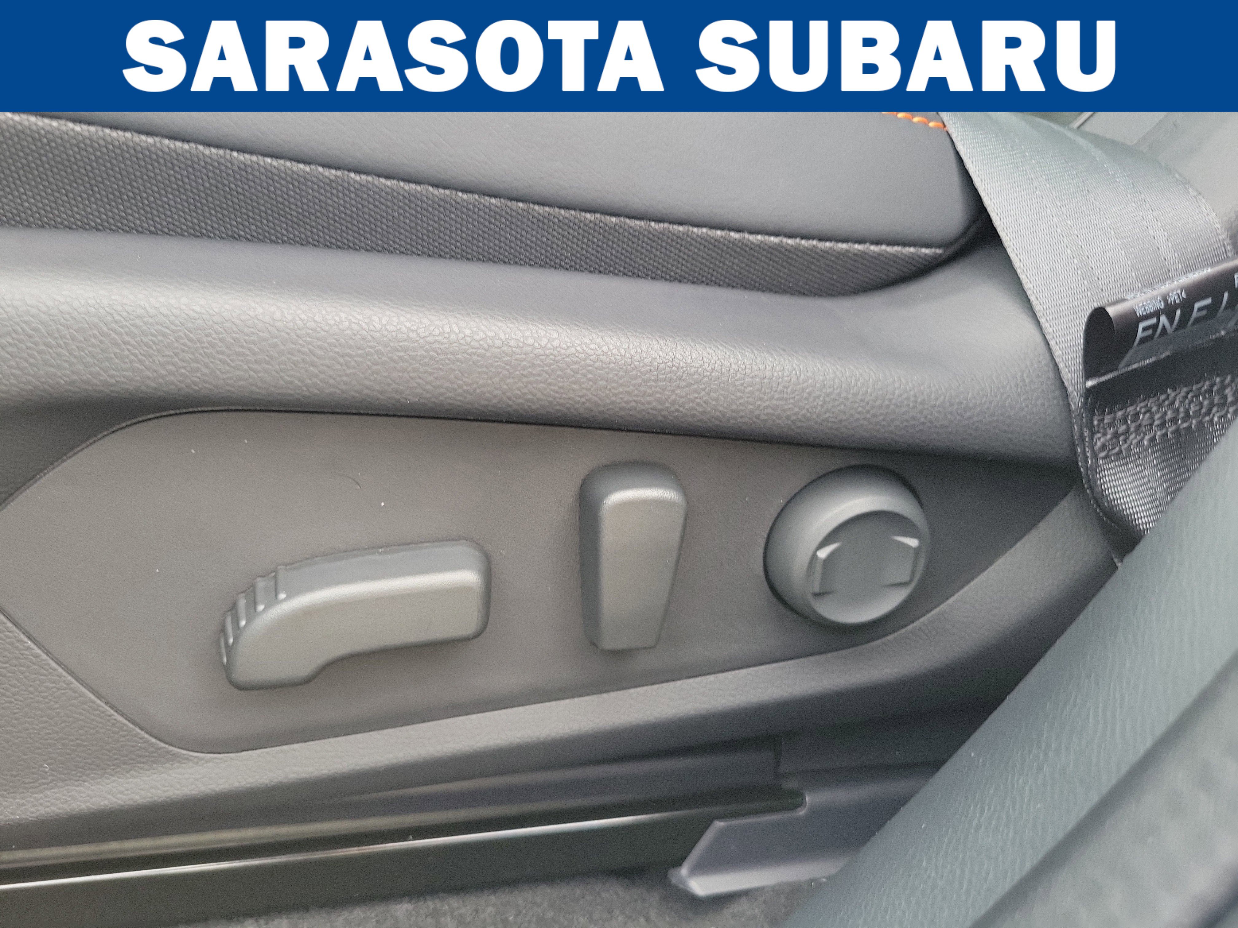 New 2026 Subaru Crosstrek 2.5i Limited w/ Crosstrek Mirror Package image 11