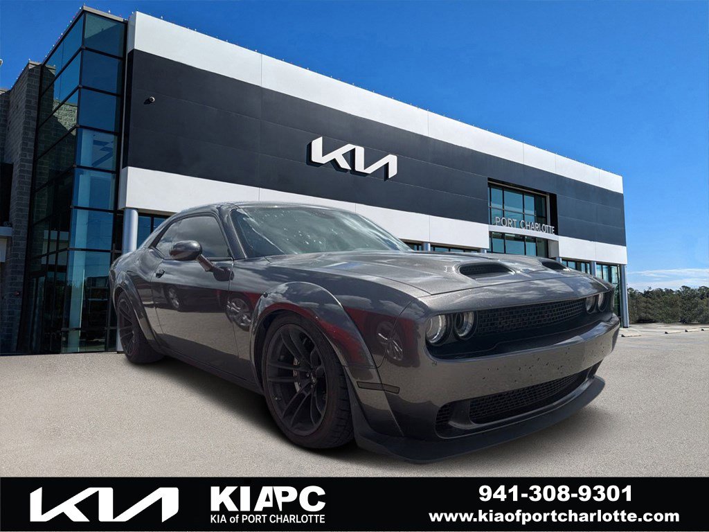 Used 2020 Dodge Challenger SRT Hellcat Redeye RWD video 1