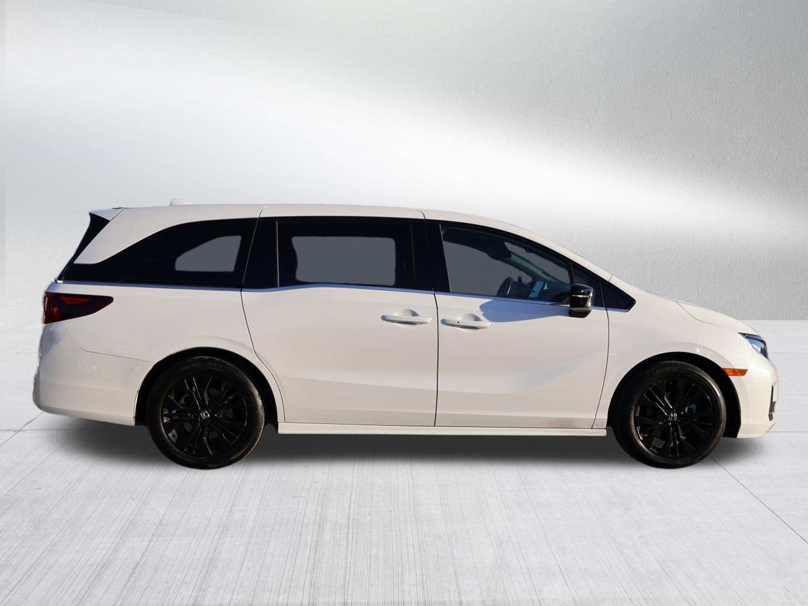 Used 2025 Honda Odyssey Sport-L image 8