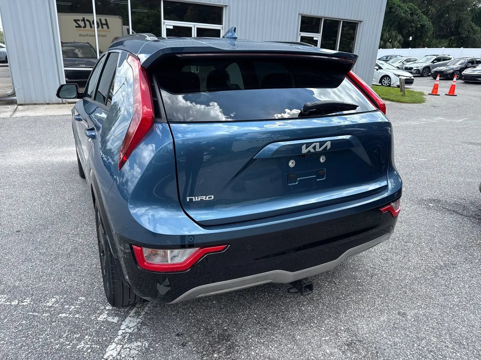 Used 2023 Kia Niro Wind FWD image 10