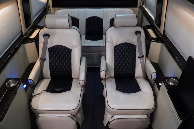 Used 2016 Mercedes-Benz Sprinter 2500 image 19