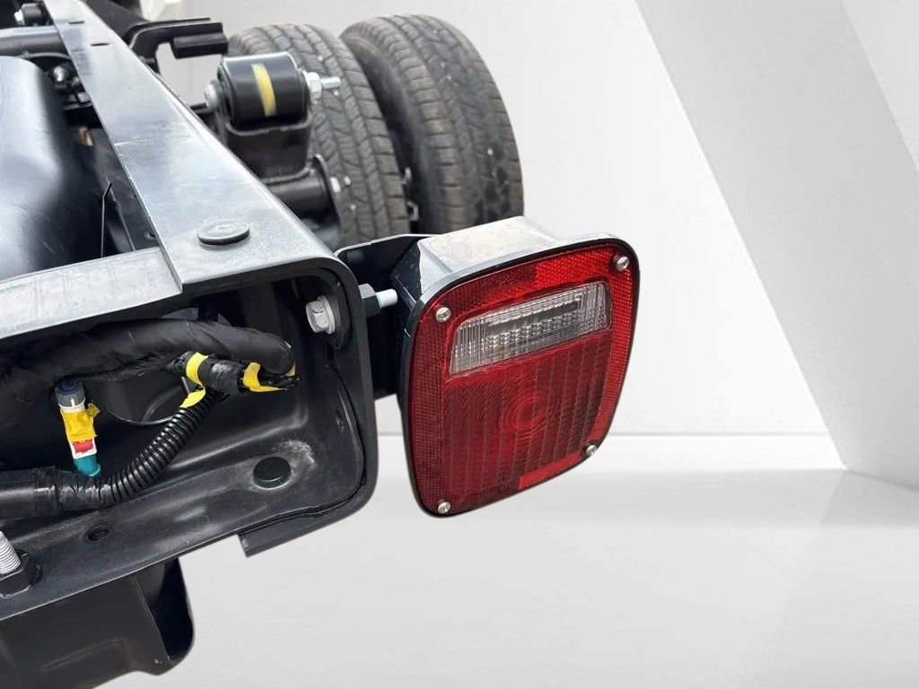 New 2026 RAM 3500 Tradesman AWD/4WD image 10