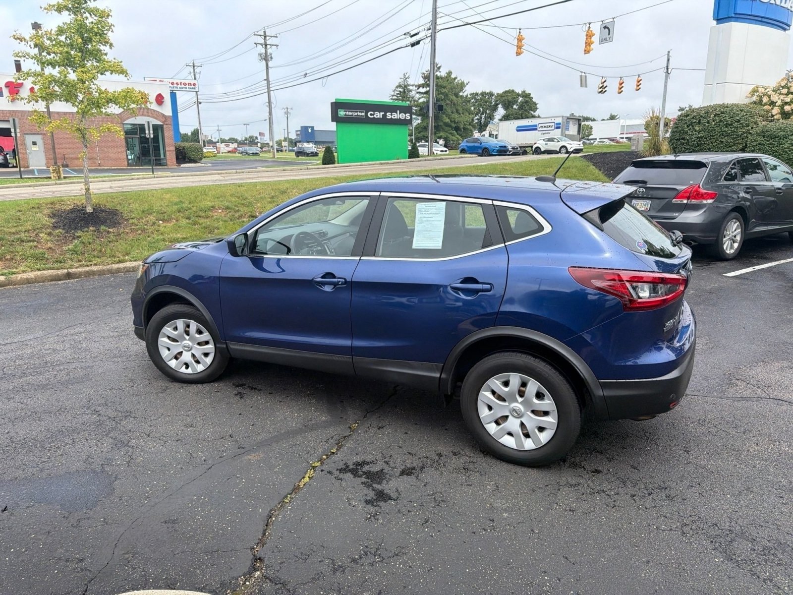 Used 2020 Nissan Rogue Sport S AWD/4WD image 15