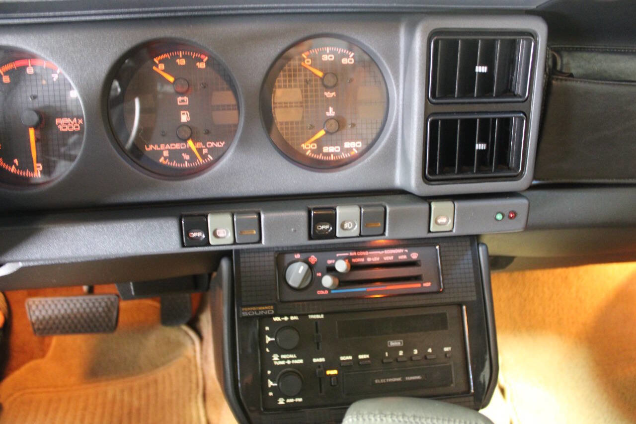Used 1988 Pontiac Firebird Trans Am image 39