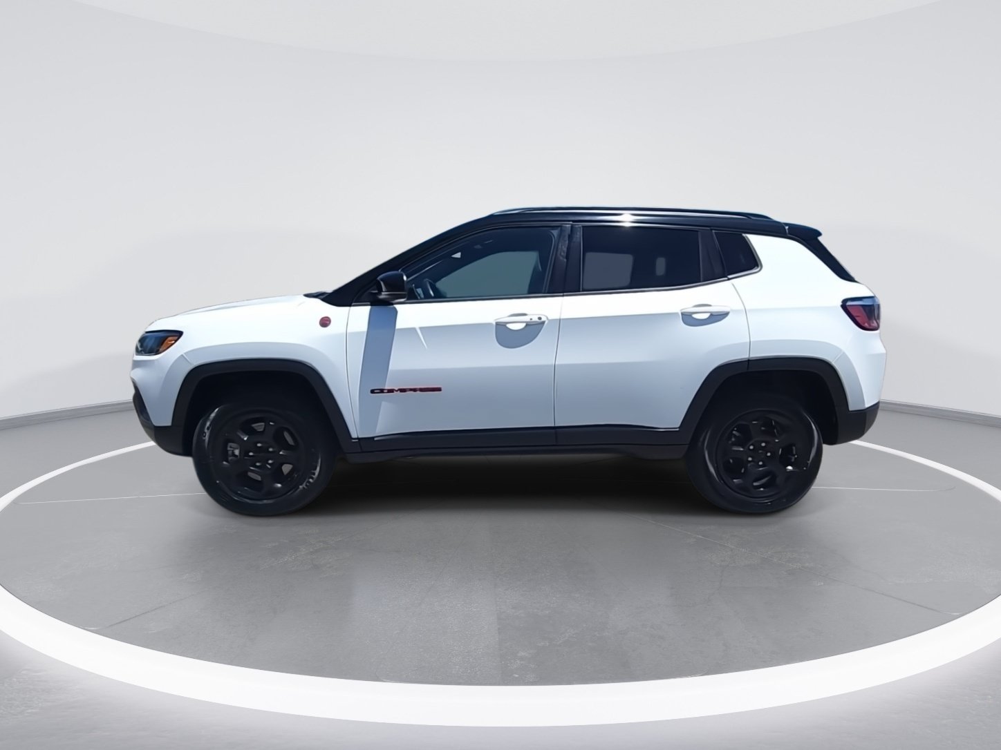 Certified 2024 Jeep Compass Trailhawk AWD/4WD image 5
