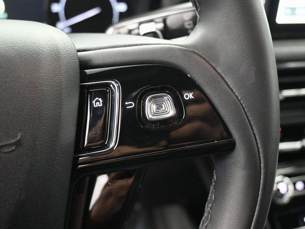 Used 2022 Lincoln Corsair AWD w/ Equipment Group 101A image 19