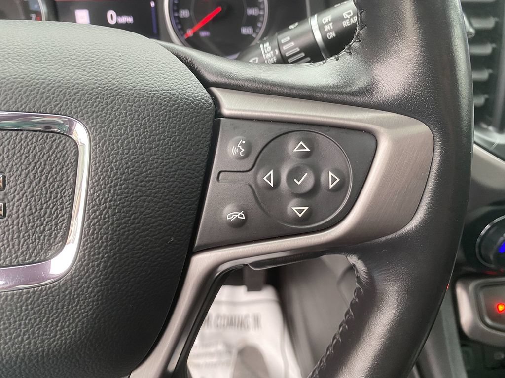Used 2022 GMC Acadia AT4 w/ Preferred Package AWD/4WD image 16