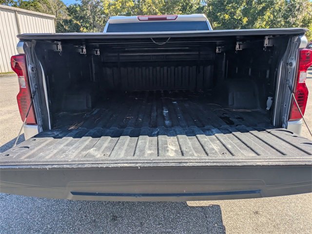 Used 2022 Chevrolet Silverado 1500 LT image 11