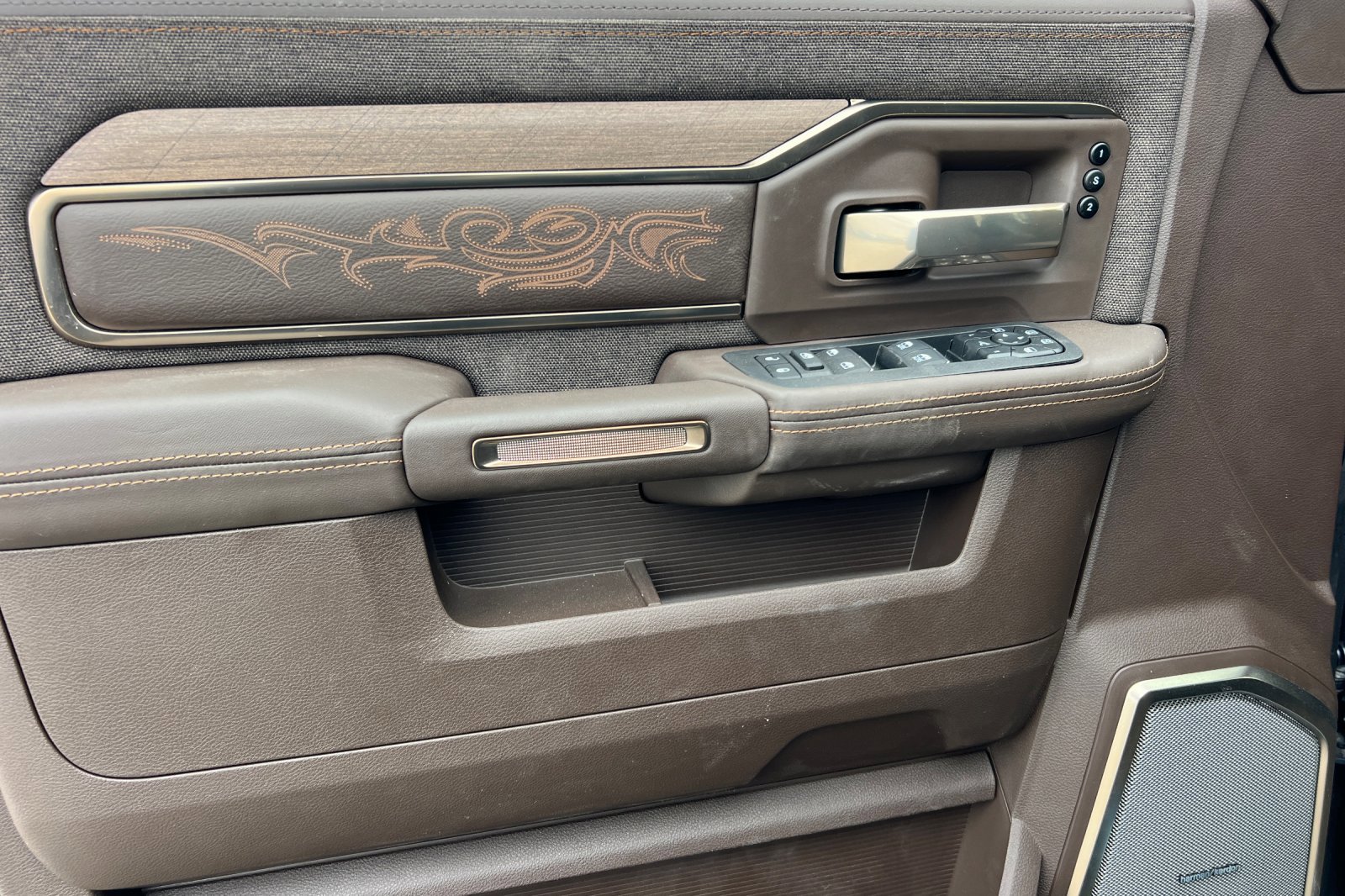 New 2026 RAM 3500 Longhorn AWD/4WD image 10