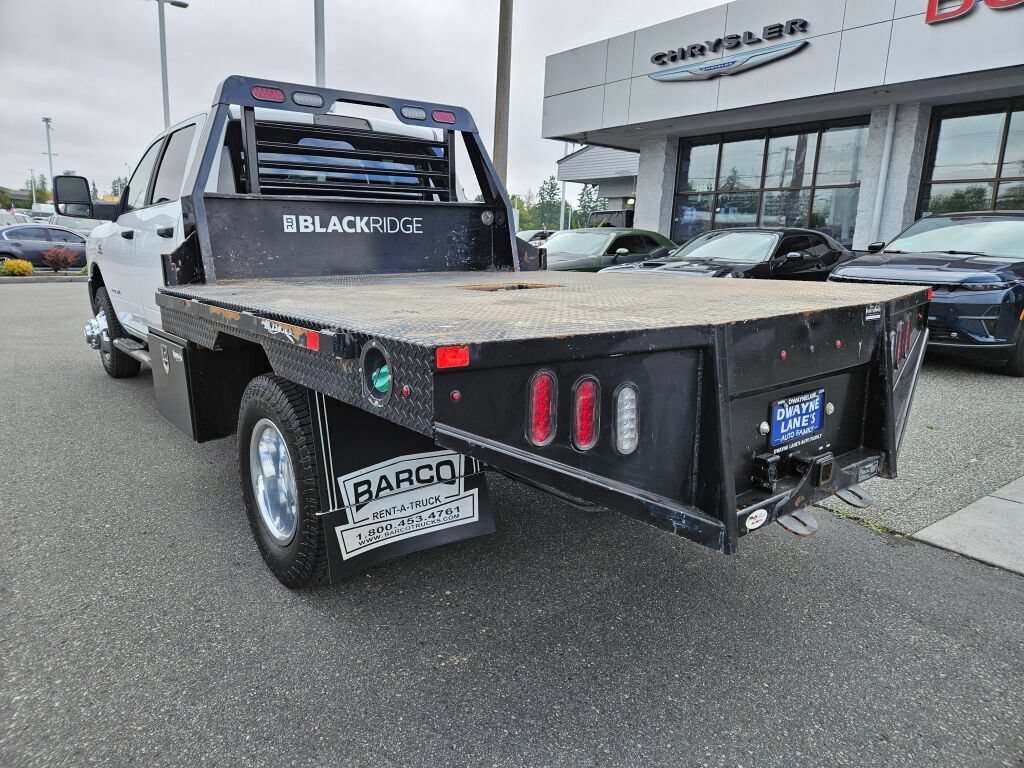 Used 2024 RAM 3500 SLT w/ Quick Order Package 2YG SLT AWD/4WD image 3