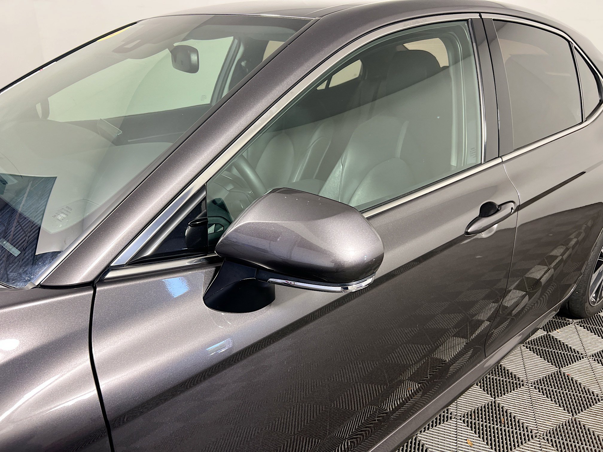 Used 2024 Toyota Camry XLE FWD image 12