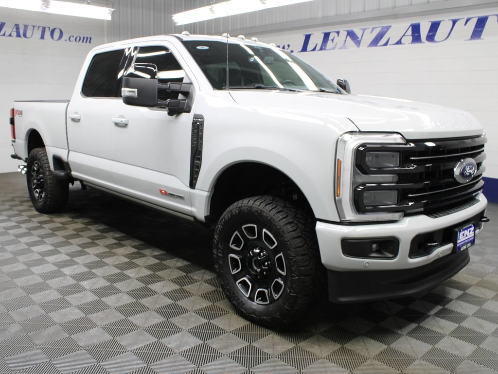 Used 2026 Ford F250 Platinum AWD/4WD image 3