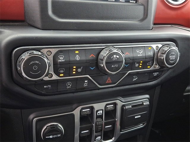 Used 2019 Jeep Wrangler Unlimited Rubicon w/ Cold Weather Group image 15