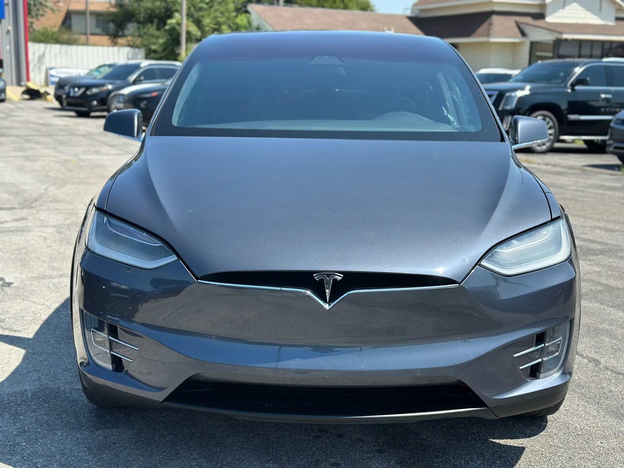 Used 2018 Tesla Model X 75D image 4