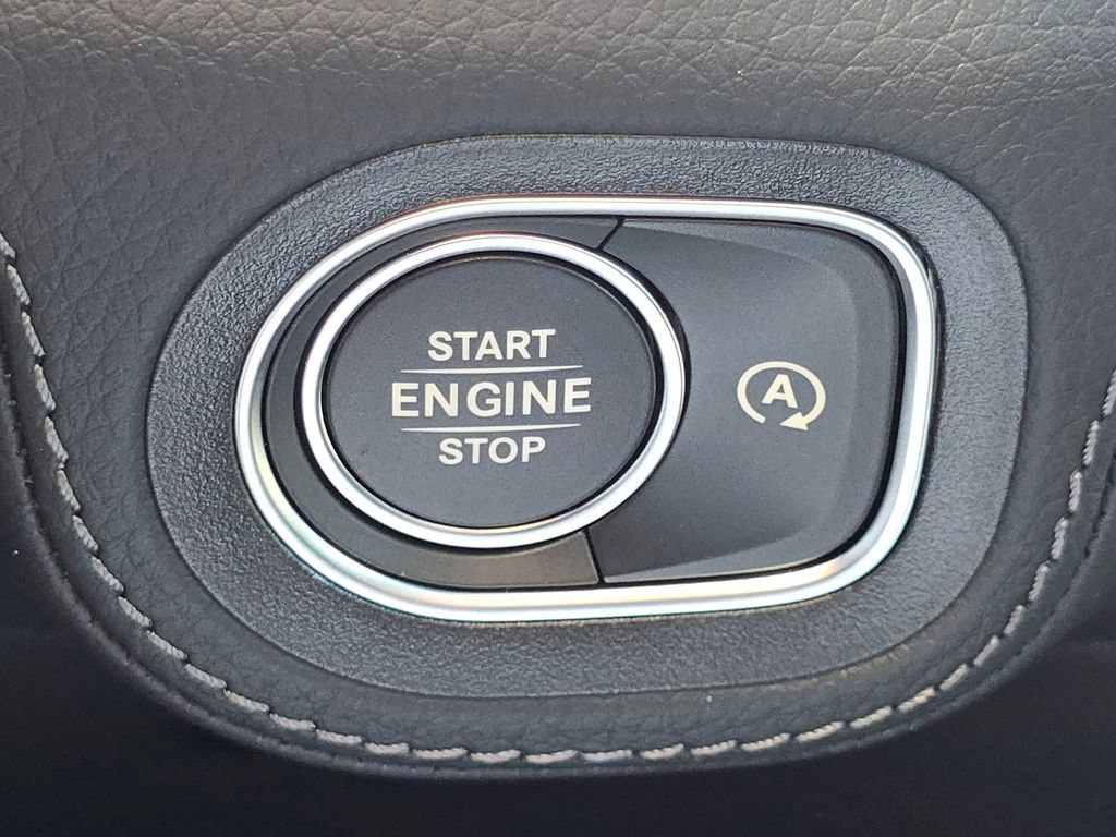 New 2026 Mercedes-Benz GLS 450 4MATIC image 39
