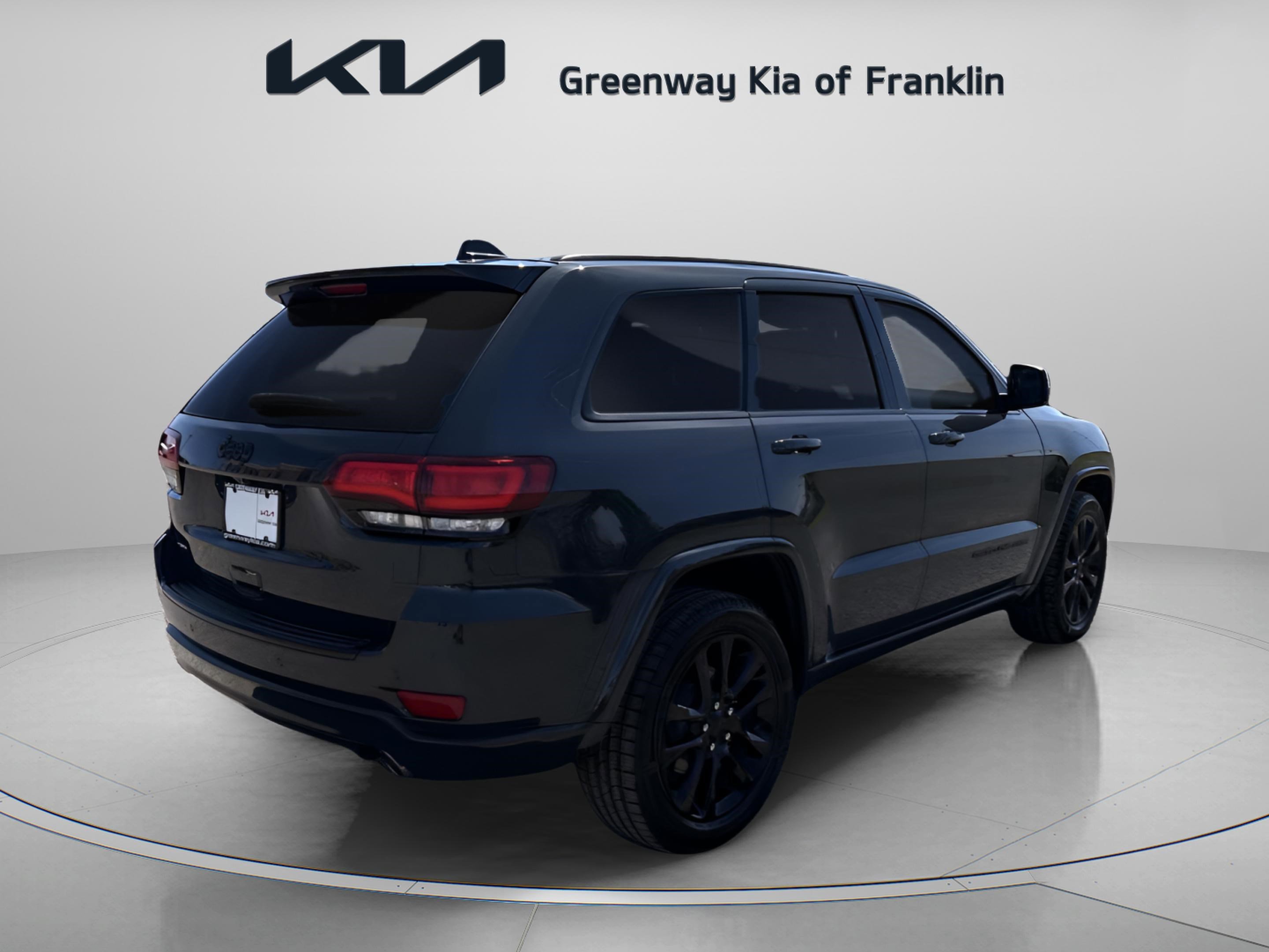 Used 2018 Jeep Grand Cherokee Altitude image 7