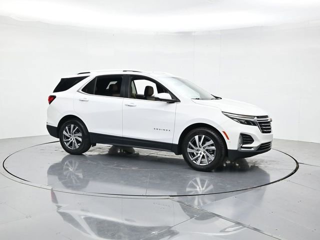 Used 2024 Chevrolet Equinox Premier FWD image 3